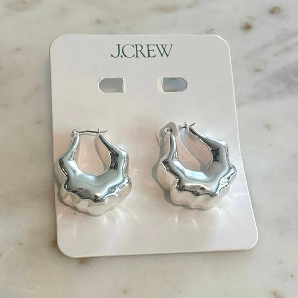 NWT J.Crew Lightweight Sculpted Hoop Earrings Burnished Silver - Picture 3 of 5